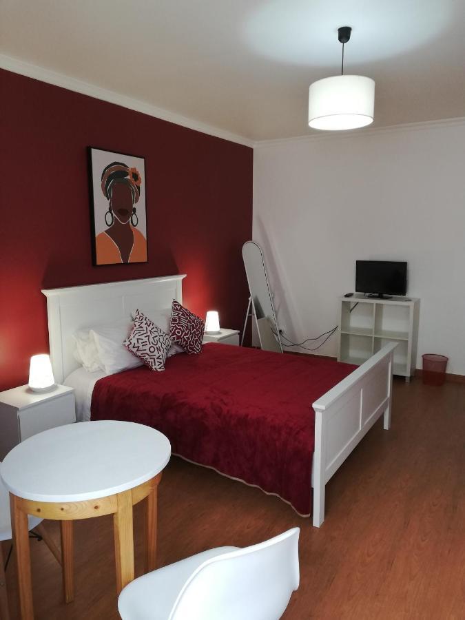 Fx Pena Hostel Φουνκάλ Εξωτερικό φωτογραφία